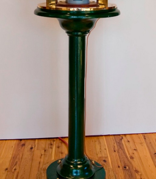 Lantern stand